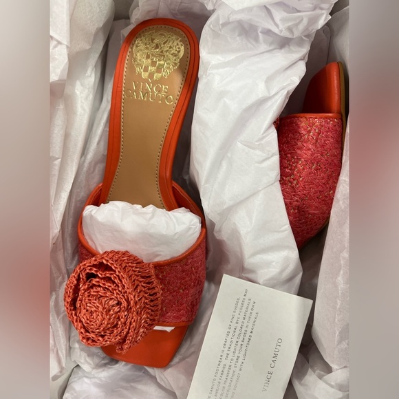 Brand New Vince Camuto Faiza Heels Sandals in Peach Pop Size 5.5M - Picture 3 of 5